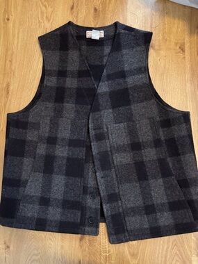 Filson Charcoal Gray Wool Vest